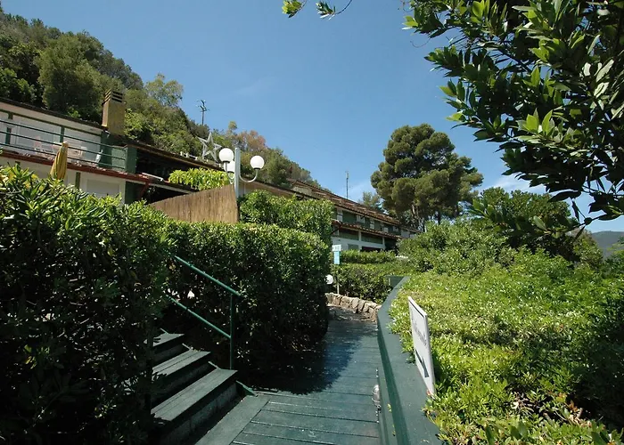 Capo Di Stella Hotel