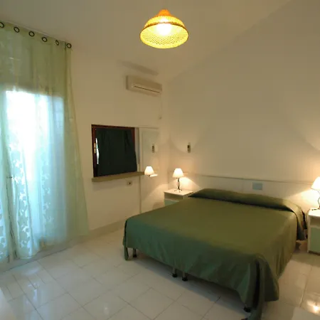 ホテル Capo Di Stella カポリーヴェリ