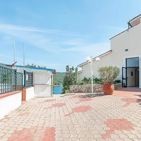 فندق Capo Di Stella