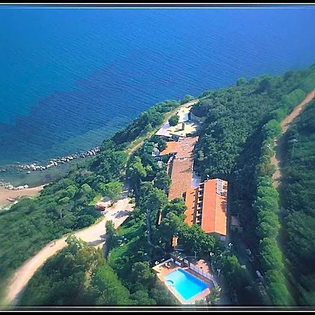 Capo Di Stella Hotel
