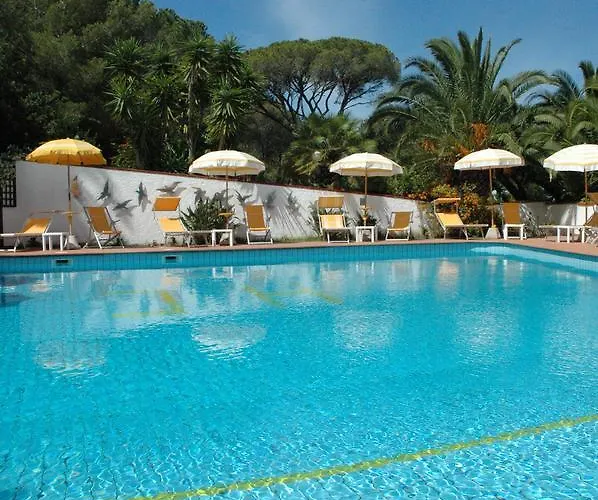 Capo Di Stella Szálloda 3*