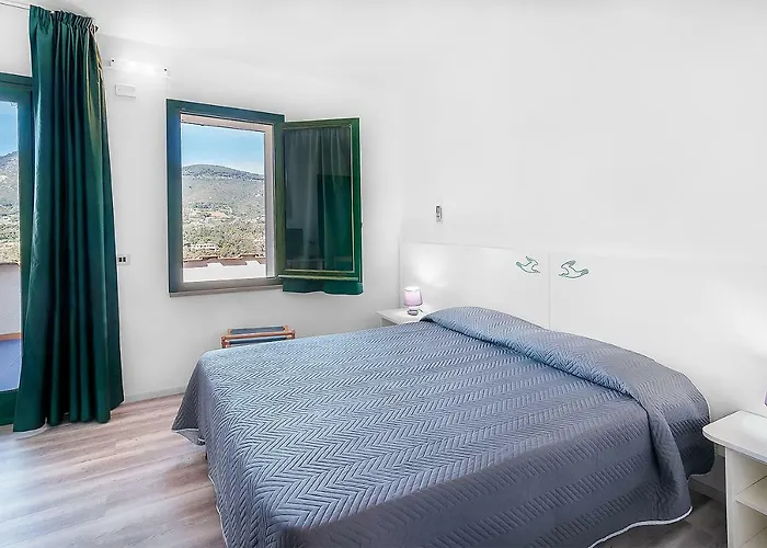 Capo Di Stella Szálloda 3*